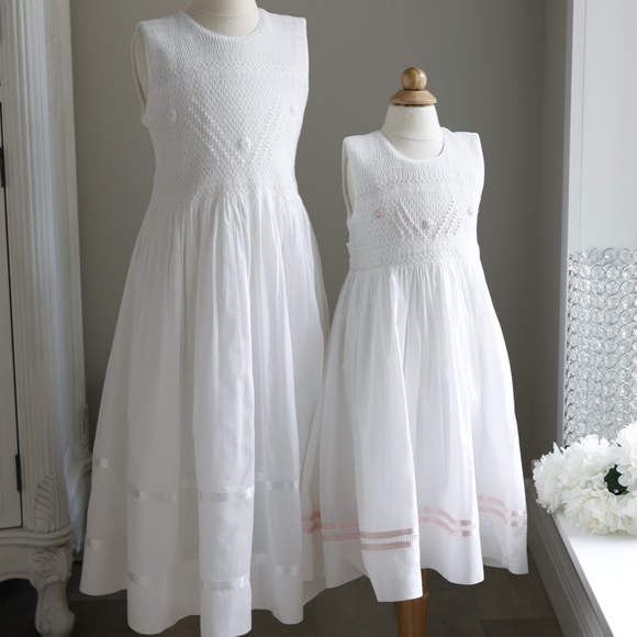 Strasburg Dress NWOT White Smocked size 10 Flower Girl Special Occasion - Picture 5 of 6